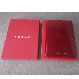 TESLA BOTTIGLIA VASO FIORI + SCATOLA LIMITATA A MANO SPEDIZIONE VELOCE 2022 Elon Musk Unico - Foto 1 di 7