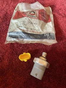 NOS GM DELCO Brake Master Cylinder Switch Kit 18018141 - Picture 1 of 5