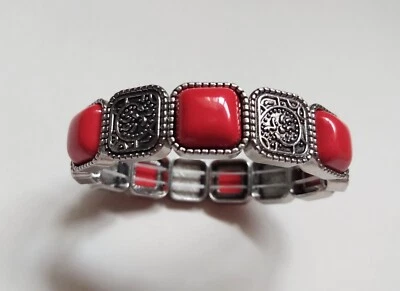 Pulsera Paparazzi Joyería Moda Tease Roja Elástica Tono Plata Paisley Cuadrada Foto 1 de 4