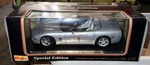 Maisto Special Edition Silver Corvette Convertible 1998 1:18 Die-Cast Car In Box - Picture 1 of 6