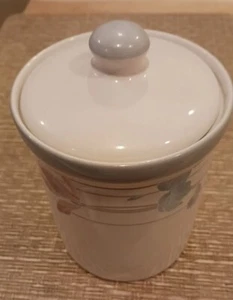 Tender Bloom Canister 5 1/4" H w lid Studio Nova Y2325 Stoneware White Blue Pink - Picture 1 of 4