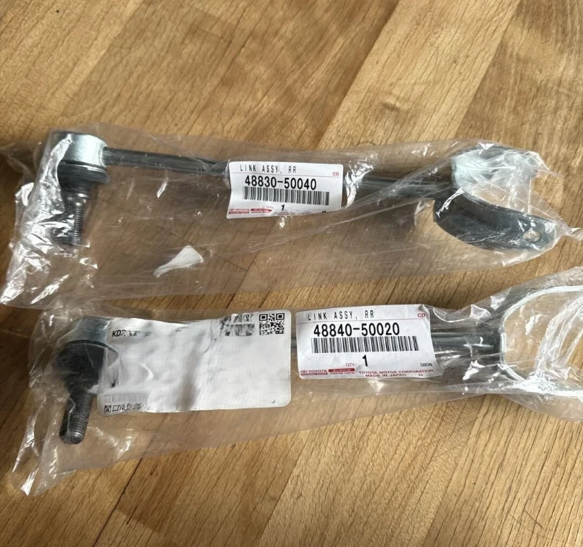 GENUINO TOYOTA LEXUS LS460 07-17 Suspensión Trasera Estabilizador Eslabón Derecha Derecha Derecha Derecha Juego OEM Foto 1 de 3