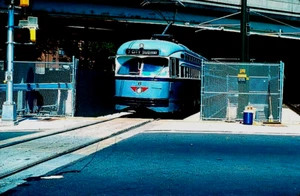 DIAPOSITIVA ORIGINAL KODACHROME NJT METRO NEWARK CITY PCC #6 NARANJA ST. 22 DE AGOSTO 2001 - Imagen 1 de 1