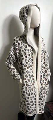 Acogedor cárdigan suéter chaqueta con estampado de animales para mujer pequeño bolsillo con capucha difuso Foto 1 de 4