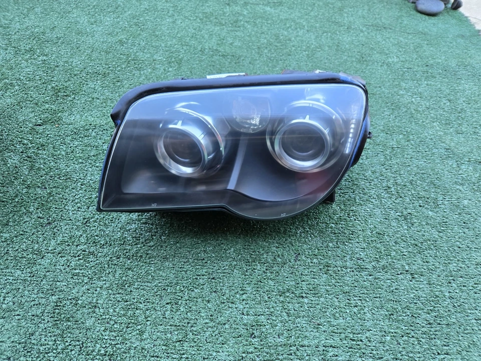 2004-2008 克莱斯勒 Crossfire Lefr 司机车头灯前灯原始设备制造商二手 — 第 1/4 张图片