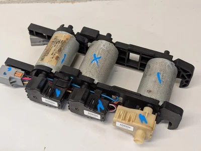 06-11 Cadillac DTS Front Left LH Driver Side Seat Track Motor W/ Memory L0060114 - Image 1 of 4