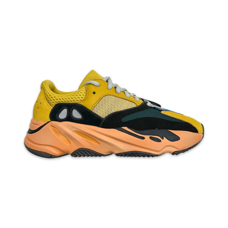 Yeezy Boost 700 “Sun” - Imagem 1 de 1