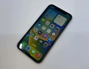 Apple iPhone 11 64GB Unlocked Smartphone ***DEEP SCRATCH** - Zdjęcie 1 z 5