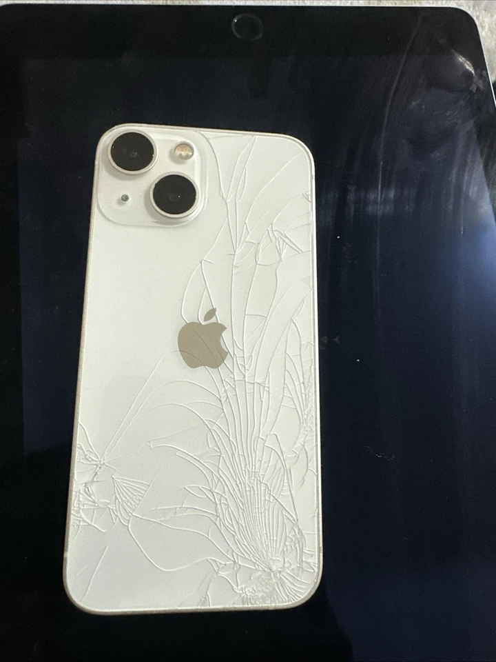 I Pnone 13 Mini  Only Back Glass Broken Everything Is Wirking  Battry Health 86 - Image 1 of 1