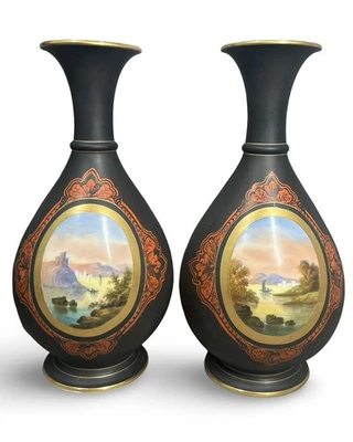 PAR Antiguo JARRÓN DE PORCELANA ESTILO NEOCLÁSICO PARA SALÓN Urna Antigua PINTURA DE PAISAJE Foto 1 de 4