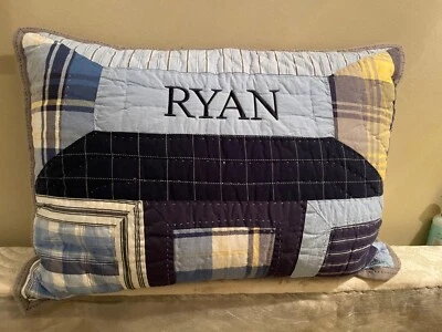 Almohada azul Pottery Barn Kids "Ryan" nueva sin etiquetas Foto 1 de 4