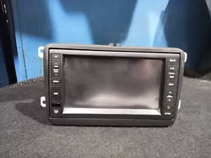 Japanese Clarion Radio with BlueTooth, Sat Nav and CD Player (B20202). - Picture 1 of 4