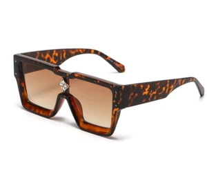 Womens Large Exaggerated Thick Plastic Brown Mod Fashion Rectangle Sunglasses - Picture 1 of 9