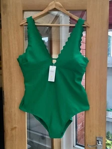 M&S Collection Green Scalloped Swimsuit Size 22 New With Tags Swimming Costume - Picture 1 of 10