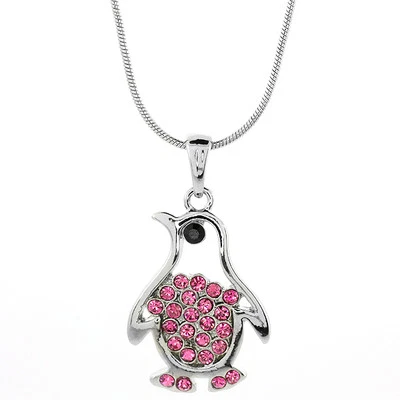 Colgante con forma de pingüino color blanco con cristales rosas y cadena de 16" Foto 1 de 2