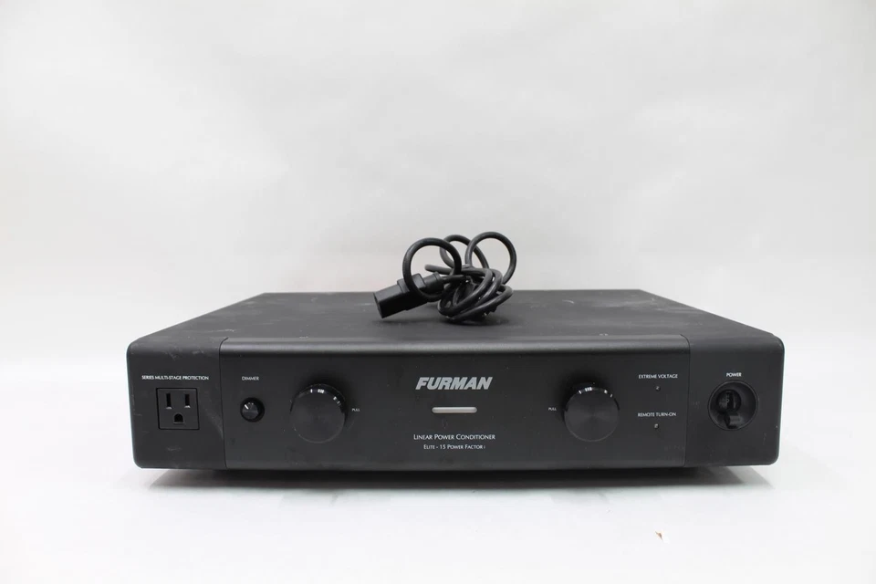 Furman Elite-15 PFi Linear Power Conditioner - Image 1 of 4