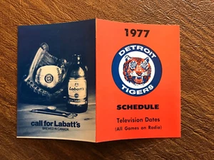 1977 DETROIT TIGERS Pocket Schedule Labatt's Beer  FREE SHIPPING - Picture 1 of 2
