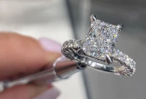 Anello donna aureola nascosta diamante taglio radiante 2 ct placcato oro bianco 14 carati - Foto 1 di 7