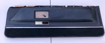 Cadillac Eldorado 1973-1978 panel de puerta inferior derecho Foto 1 de 4