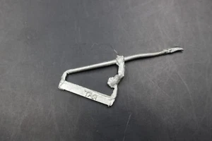 Warhammer Fantasy Lizardmen Tichi Huichi Skink Spear Arm Bits Metal - Picture 1 of 2