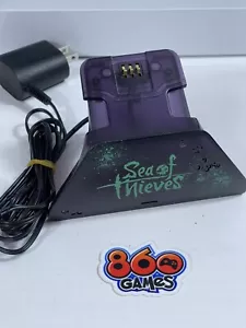 Xbox One Sea of Thieves Controller Charging Stand - NO BATTERY - Picture 1 of 4