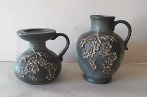 Keramik Vase und Kerzenleuchter ausgeprägtes Blüten - Blatt Dekor 16 cm/12 cm - Bild 1 von 11