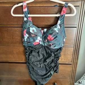 Nuevo con etiquetas Traje de baño de una pieza tropical acolchado sin aros acanalado floral oscuro - Imagen 1 de 6