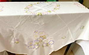 VINTAGE WHITE IRISH RAYON HAND WORKED FLORAL EMBROIDERY TABLECLOTH~48" x 52" - Picture 1 of 3