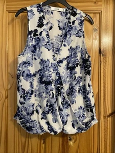 Ladies Blue & White Floral Top Size M - Picture 1 of 7