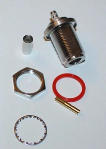 Amphenol 172132 Connettore RF Jack paratia N-femmina RG142/400 NUOVO - Foto 1 di 2