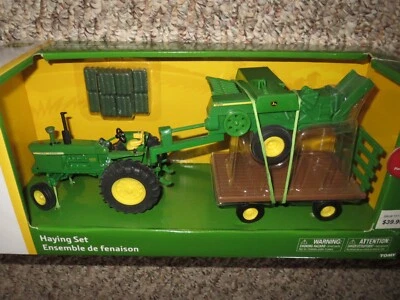 Ertyl John Deere 1/32 scale 4020, baler and wagon. - Image 1 of 4