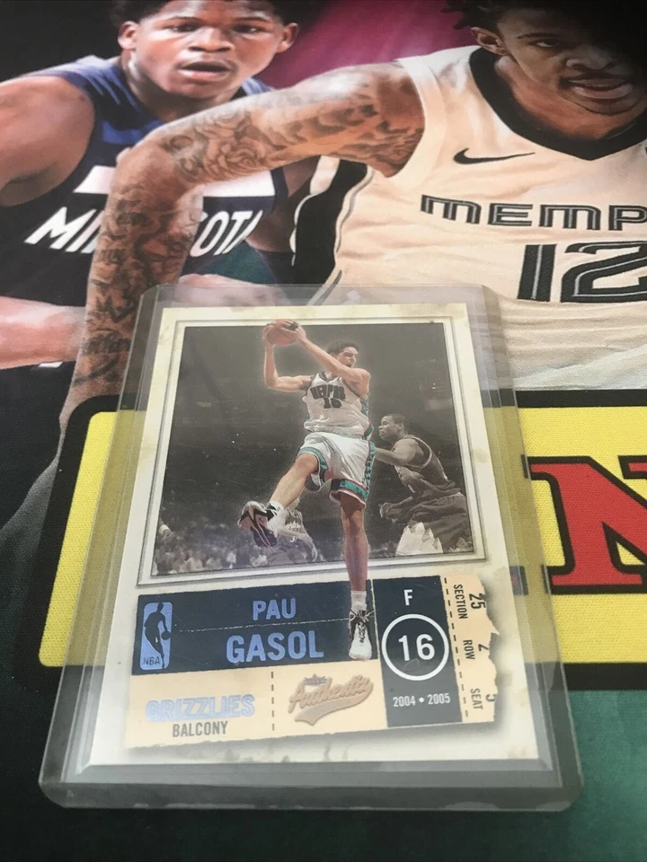 Fleer Authentix Pau Gasol Base SSP /75 Grizzlies Lakers Future HOF - Image 1 of 2