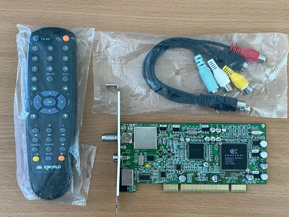 KWorld ATSC Analog TV Card VS-ATSC120 PCI Interface with Remote Control - Image 1 of 4