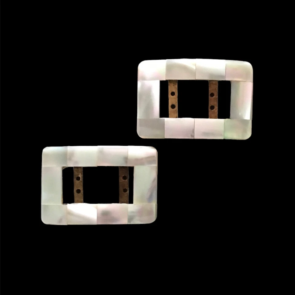 De Colección Madreperla Hebillas de Zapatos Blanco Lustroso Set 2 Años 60 Mod Carnaby St Usado en Excelente Condición Foto 1 de 4