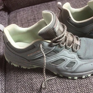 Skechers Trail Memory Foam Damen-Sportschuhe UVP 74 £ NEU UK-Größe 2 - Bild 1 von 14