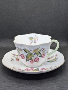 Tazza da tè e piattino vintage Shelley Dainty FUCSIA osso Cina Inghilterra - Foto 1 di 8
