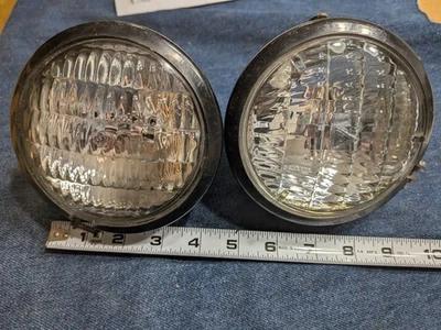 Vintage Guide Tractor Work Lights Pair Farmall IH Hot Rod Rat rear mount - Bild 1 von 3