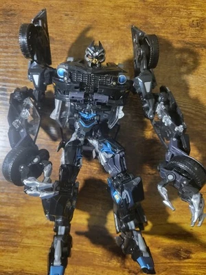 MPM-5 Barricade | Transformers Masterpiece | Takara Tomy Japanese Authentic - Image 1 of 4