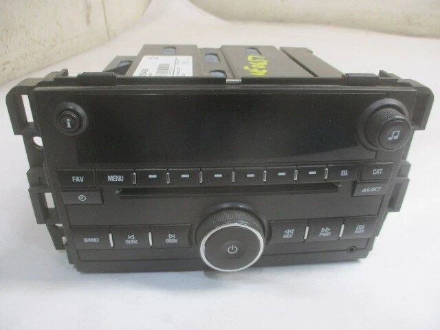 Chevrolet Silverado 2500 Express 1500 Single Disc CD MP3 Player Radio OEM LKQ - Image 1 of 4