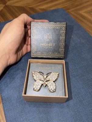 Broche prendedor mariposa diamantes de imitación tono dorado Monet vintage nuevo en caja Foto 1 de 2