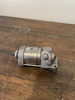 Yamaha YZF R1 2008 motor de arranque cepillo eléctrico motor de arranque 2007 Foto 1 de 4