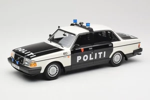 155171496 Volvo 240 GL Politi Norway Black Minichamps 1/18 - Foto 1 di 6