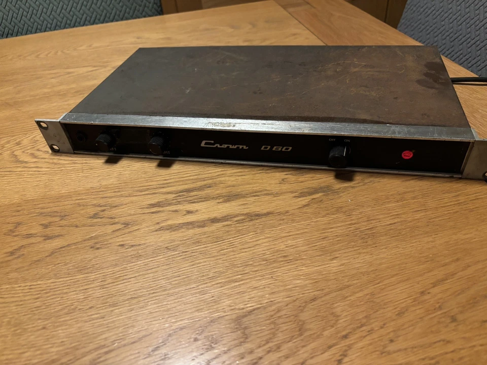 Crown 060 (D-60) Power Amplifier  - Image 1 of 4