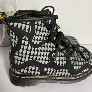 Dr. Martens Delaney Combat Toddler Boots Size 10 - Picture 1 of 5