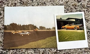 Fotos de coche derby demolición 1989 color, lote de 2 Polaroid 5x7 y 1 - Imagen 1 de 6