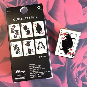 Loungefly Disney Alice In Wonderland Playing Card Pin- QUEEN OF HEARTS - Picture 1 of 9
