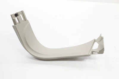 Chrysler Pacifica 2017-2025 puerta levadiza trasera moldura derecha OEM 5RJ28PD2AE GRIS_ELXP Foto 1 de 4