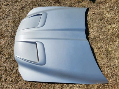 Grand Am GT 1999-2005 RAM CAPÓ DEL MOTOR NEUMÁTICO FIBRA DE VIDRIO DAÑOS LEVES DE FÁBRICA  Foto 1 de 4