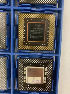 De colección Intel Pentium 200 MMX 2.8V Socket 7 CPU FV805031200 SL27J Hecho en 1998 - Imagen 1 de 2