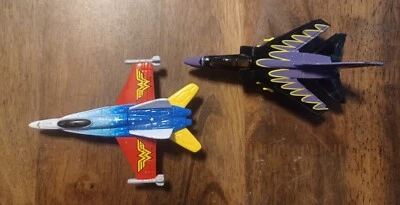 2000 Matchbox DC Comics Wonder Woman & Batman Diecast Jet Attack Plane Loose  - Image 1 of 4